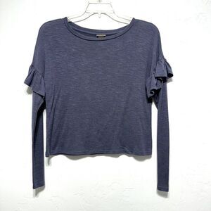 Mossimo Supply Co Sweater Gray Ruffle Round Neck Long Sleeve Women sz Small